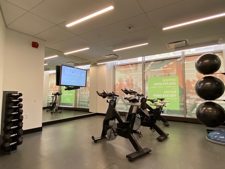 More Photos Of 1101 Vermont Ave NW, Washington Office For Lease