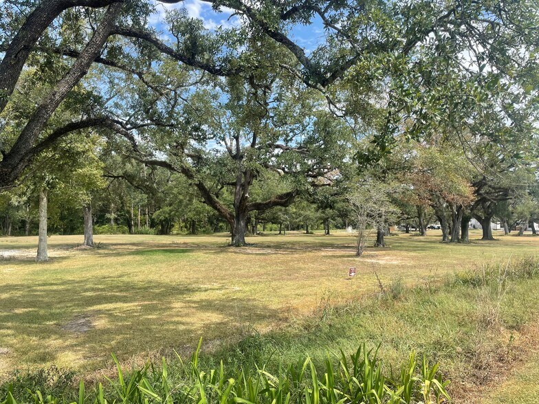 Primary Photo Of I-55 Service Rd, Ponchatoula Land For Sale