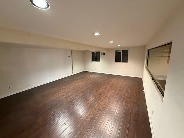 More Photos Of 1324-1330 E Washington Blvd, Los Angeles Service For Lease