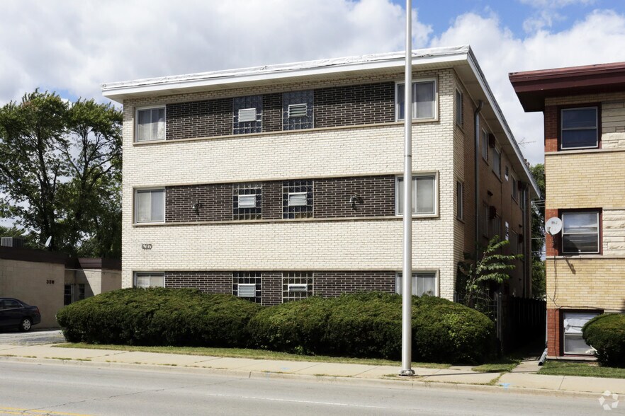 More Photos Of 4317 St Charles Rd, Bellwood Apartments For Sale