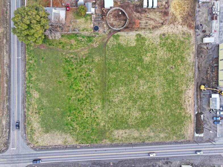 More Photos Of 300 Factory Rd, Sunnyside Land For Sale