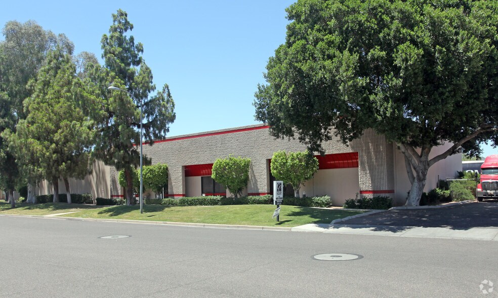 More Photos Of 3001-3027 N 35th Ave, Phoenix Warehouse For Lease