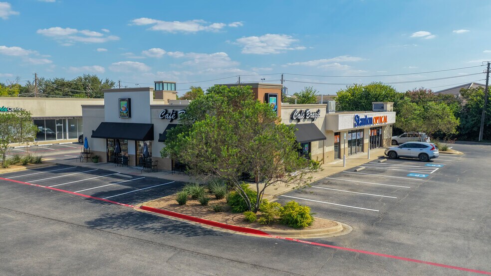 More Photos Of 2510-2540 N Josey Ln, Carrollton Unknown For Lease