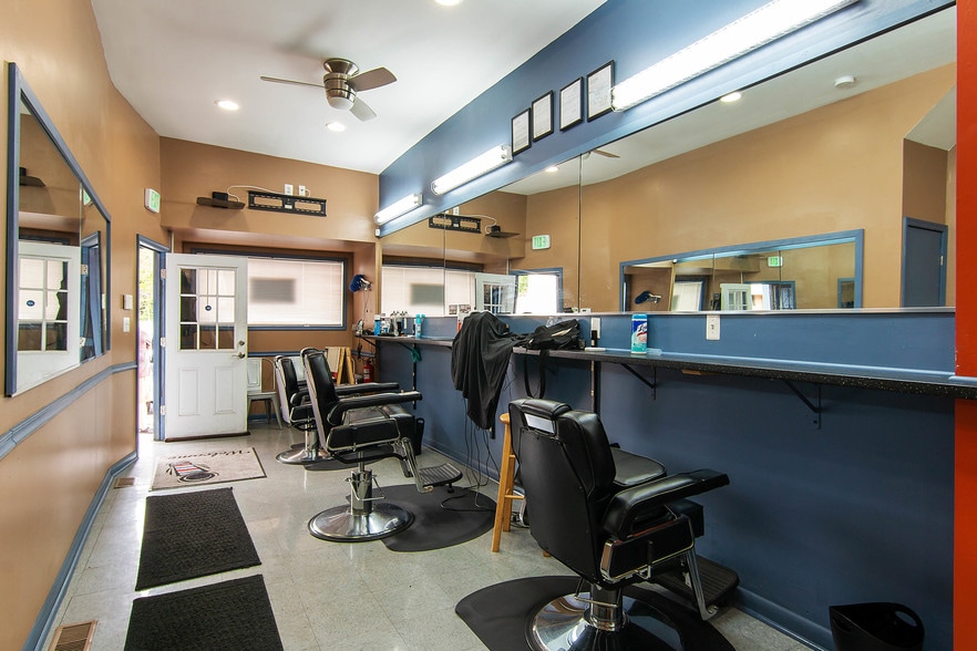 More Photos Of 2712 Pennsylvania Ave, Baltimore Storefront Retail Residential For Lease