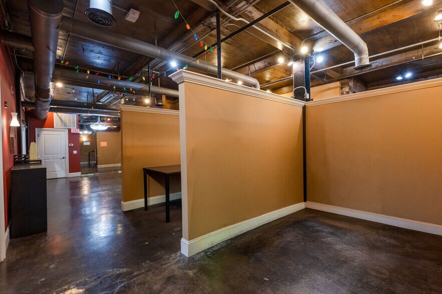 More Photos Of 255 Broad St., Kingsport General Retail For Sale
