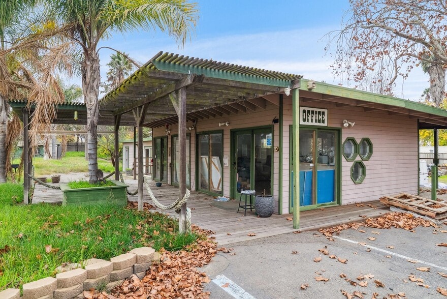 More Photos Of 500 Brannan Island Rd, Isleton Marina For Sale