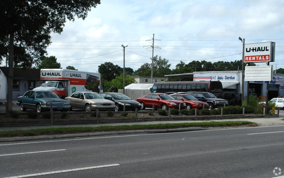 More Photos Of 5750 Park Blvd, Pinellas Park Auto Dealership For Lease