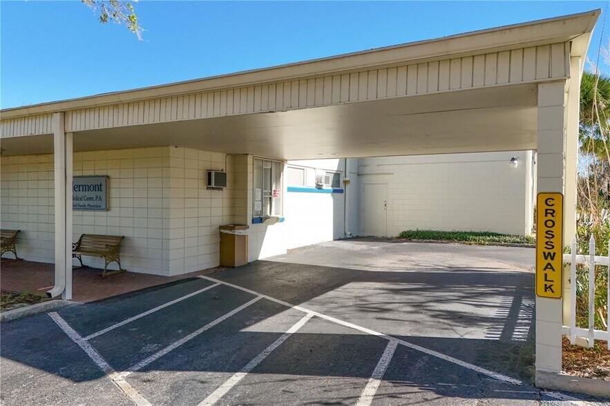 More Photos Of 1135 Lake Ave, Clermont Medical For Sale