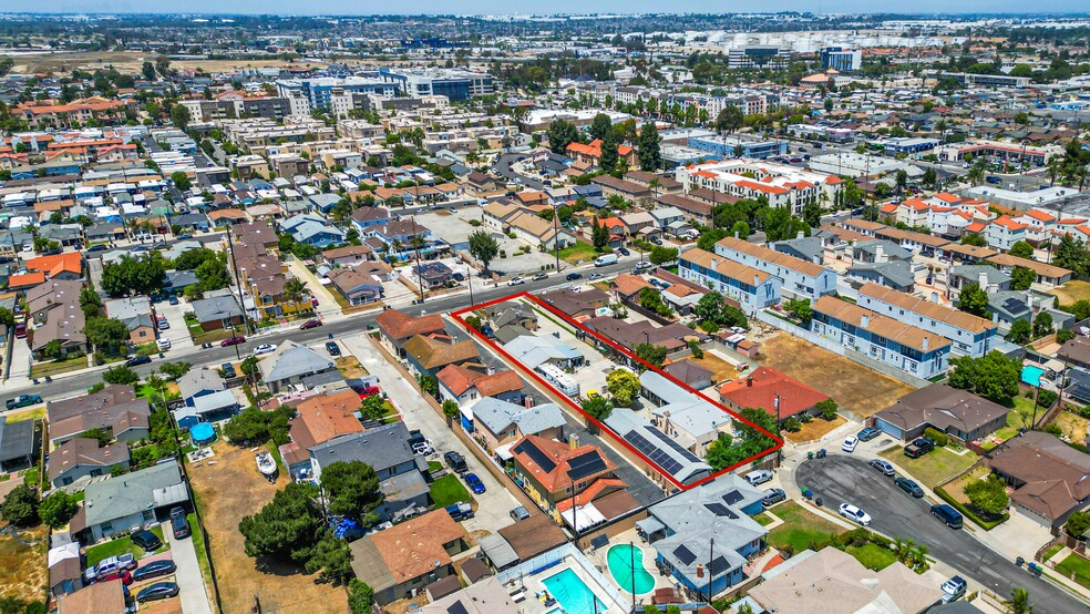 More Photos Of 546 E 220th St, Carson Apartments For Sale