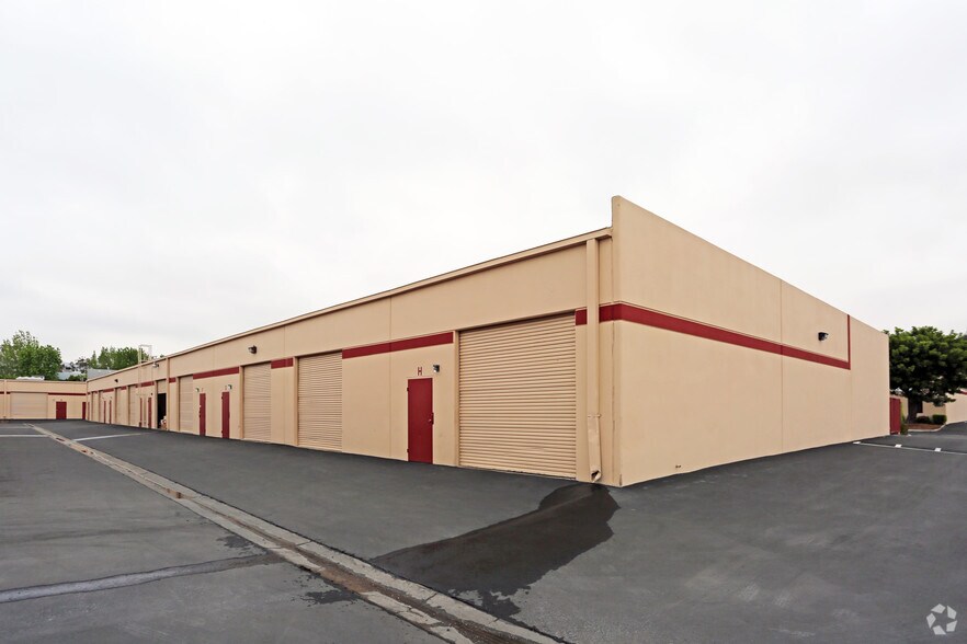 More Photos Of 363 Cliffwood Park St, Brea Unknown For Lease