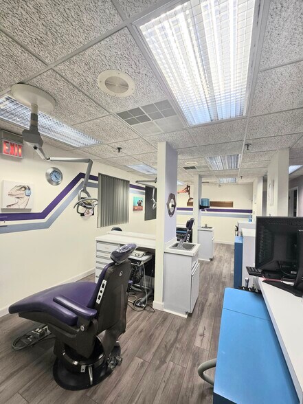 More Photos Of 224 Taylors Mill Rd, Manalapan Township Medical For Sale