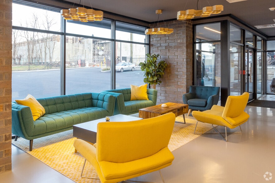 More Photos Of 520 Cliff St, Fairview Apartments For Sale