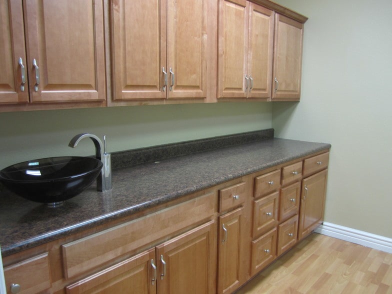 More Photos Of 2881 S Valley View Blvd, Las Vegas Office Residential For Lease