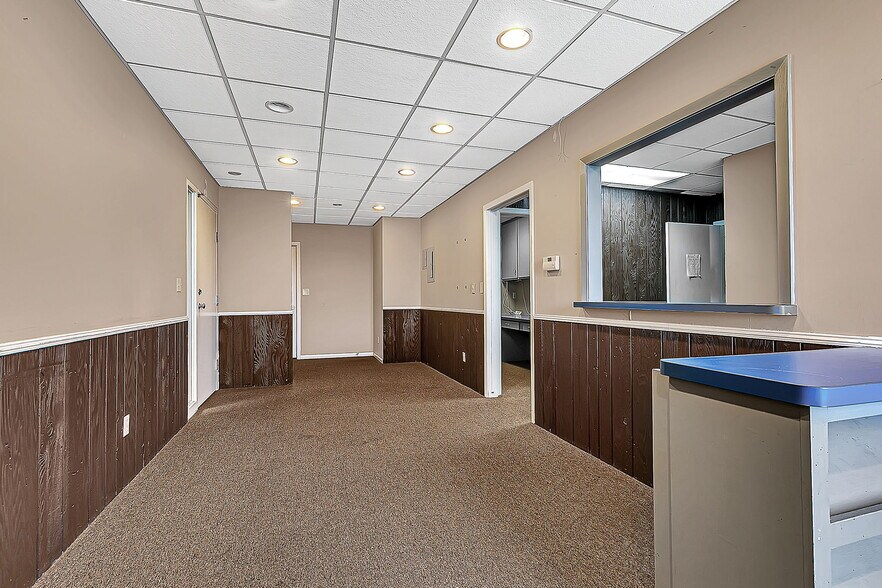 More Photos Of 1011 2nd St N, Saint Cloud Office For Sale