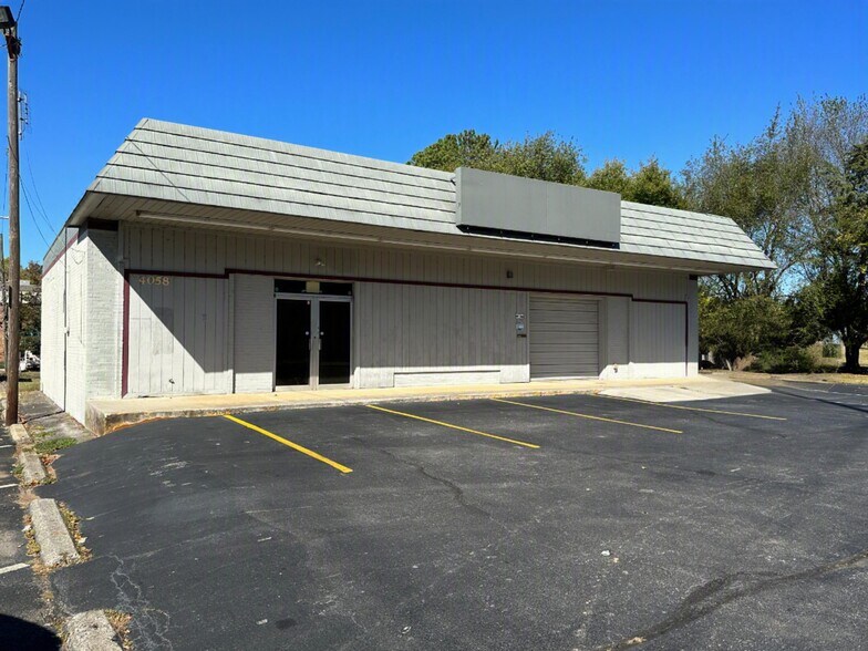 Primary Photo Of 4058 S Memorial Pky, Huntsville Warehouse For Sale