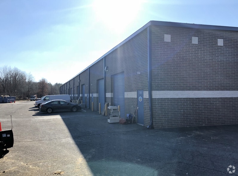 More Photos Of 1001 Prince George's Blvd, Upper Marlboro Light Manufacturing For Lease