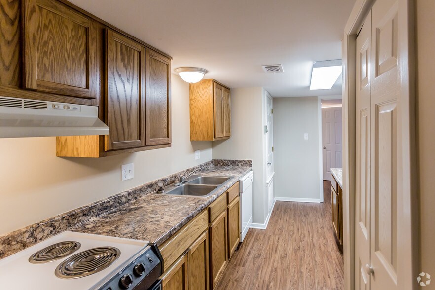 More Photos Of 1701 Skyline Dr, North Little Rock Multifamily For Sale