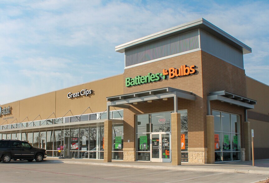 Primary Photo Of 631 N Harvey Mitchell Pky, Bryan Unknown For Lease