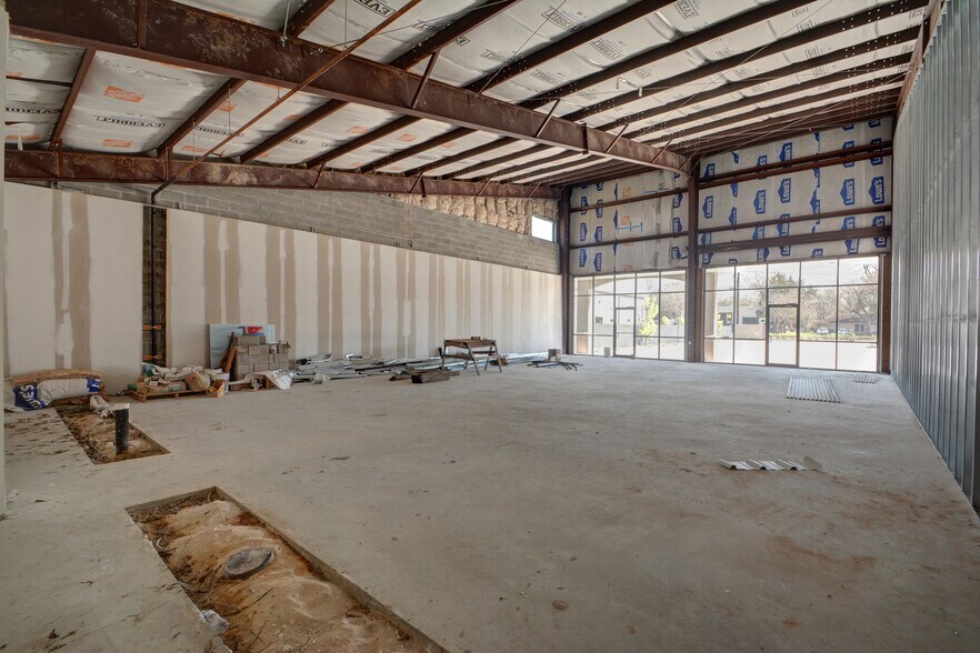 More Photos Of 2209 Blalock Rd, Houston Freestanding For Lease