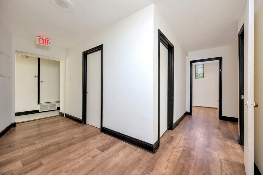 More Photos Of 2200 Evans Ave, Fort Worth Medical For Sale