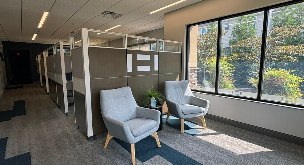 More Photos Of 11601 Lakeridge Pkwy, Ashland Medical For Lease