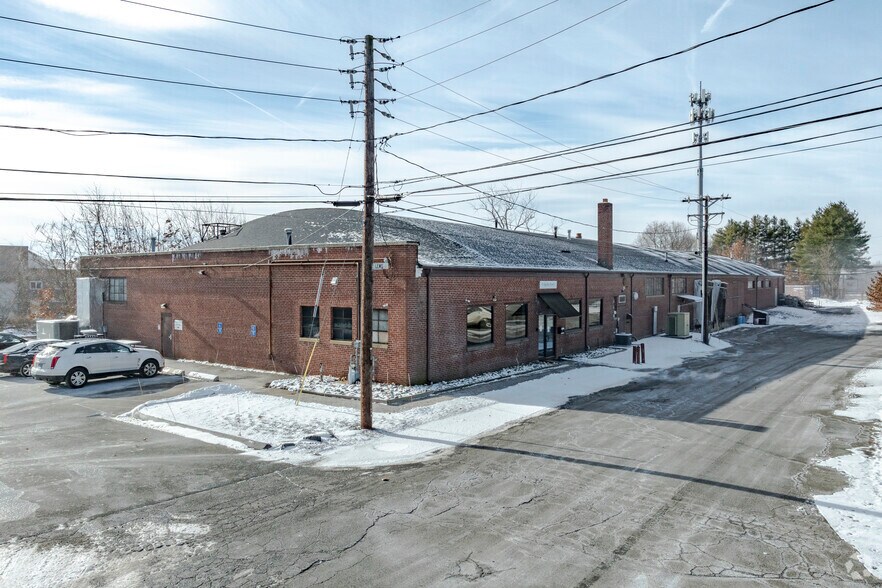 Primary Photo Of 10 Sparks St, Plainville Manufacturing For Sale