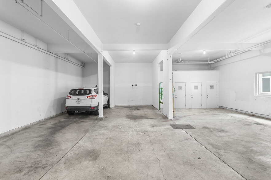 More Photos Of 2401 San Pablo Ave, Oakland Apartments For Sale