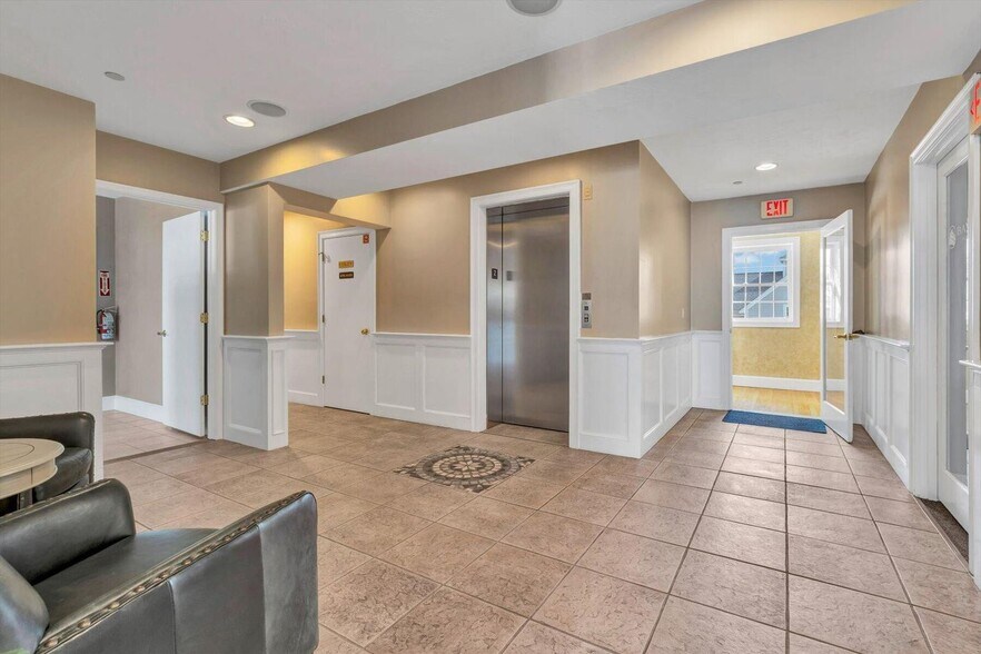 More Photos Of 804 Main St, Osterville Office Residential For Sale