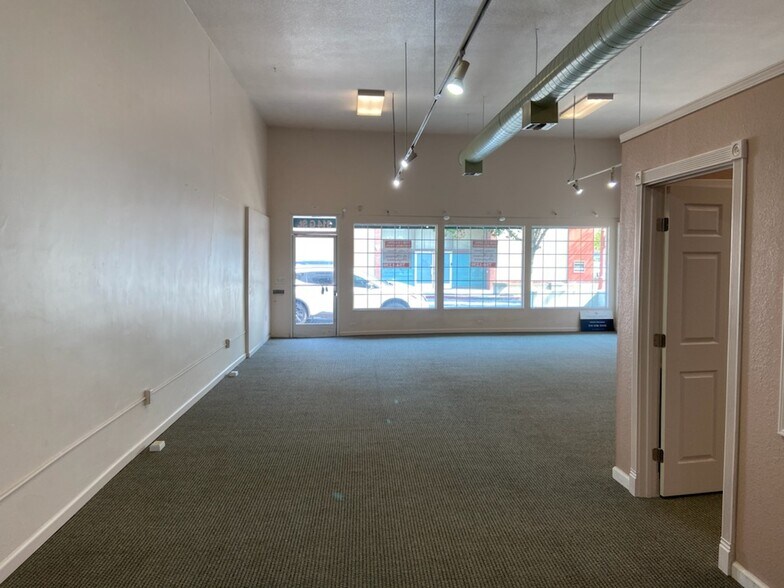 More Photos Of 308-324 G St, Antioch Storefront Retail Office For Lease