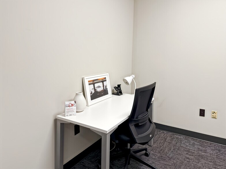 More Photos Of 201 Summit View Dr, Brentwood Coworking Space