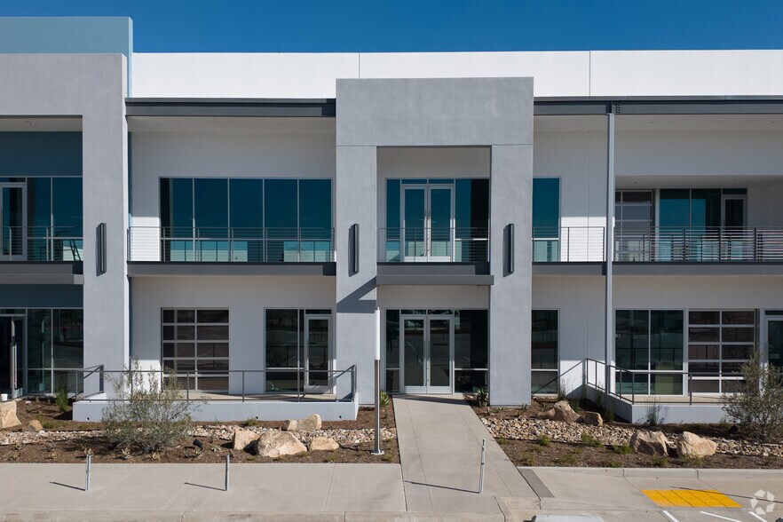 More Photos Of 3810 Stineman Ct, Long Beach Office For Sale