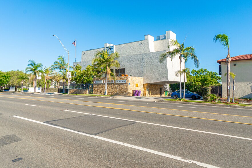 More Photos Of 3626 E Pacific Coast Hwy, Long Beach Medical For Sale