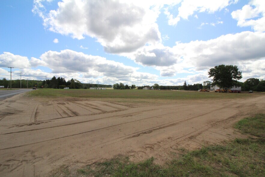 More Photos Of Plett Rd, Cadillac Land For Sale