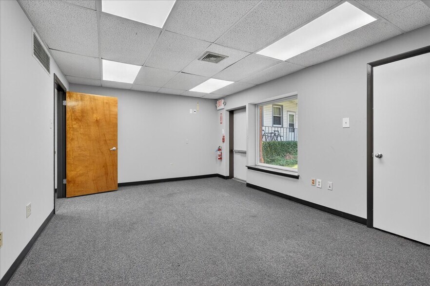 More Photos Of 303 W State St, Doylestown Apartments For Lease