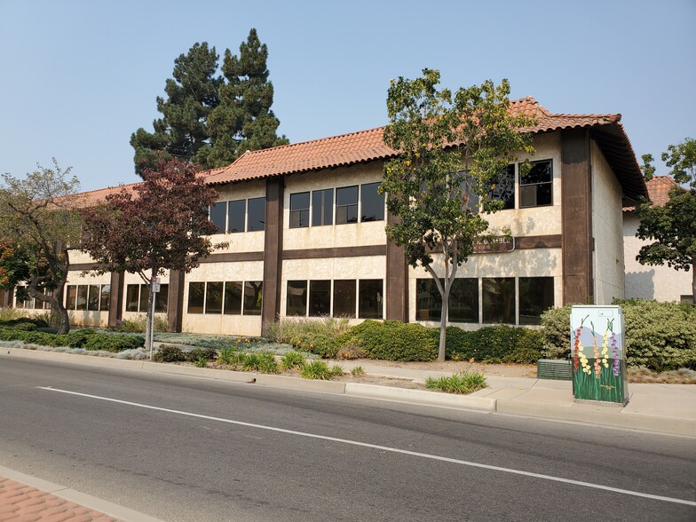 Primary Photo Of 301 E Cook St, Santa Maria Office For Lease