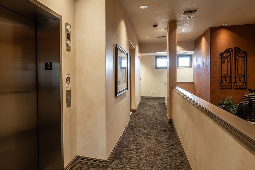 More Photos Of 6623 N Scottsdale Rd, Scottsdale Office For Sale