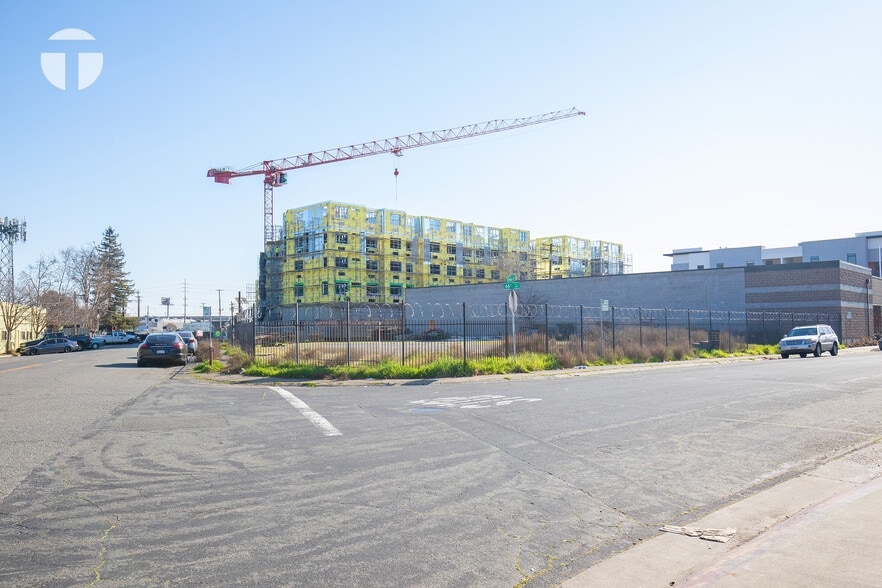 More Photos Of 6500 Elvas Ave, Sacramento Warehouse For Lease