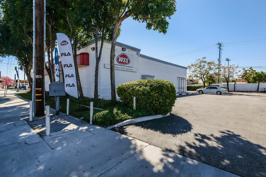 More Photos Of 5365 Cherry Ave, Long Beach Freestanding For Sale