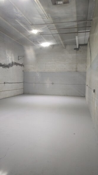 More Photos Of 4520 SW 71st Ave, Miami Warehouse For Lease