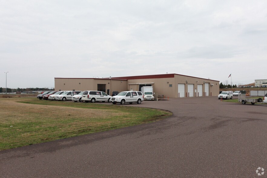 More Photos Of 2452 Truax Blvd, Eau Claire Warehouse For Lease
