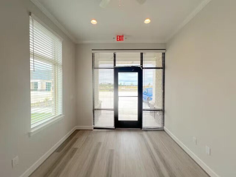 More Photos Of 3801 N Central Expy, McKinney Office For Lease