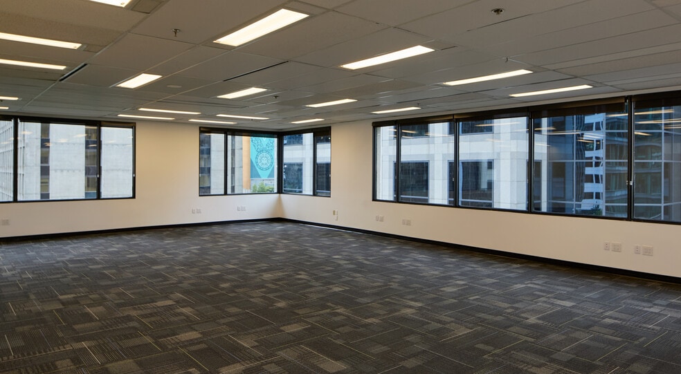 More Photos Of 1100 Melville St, Vancouver Office For Lease