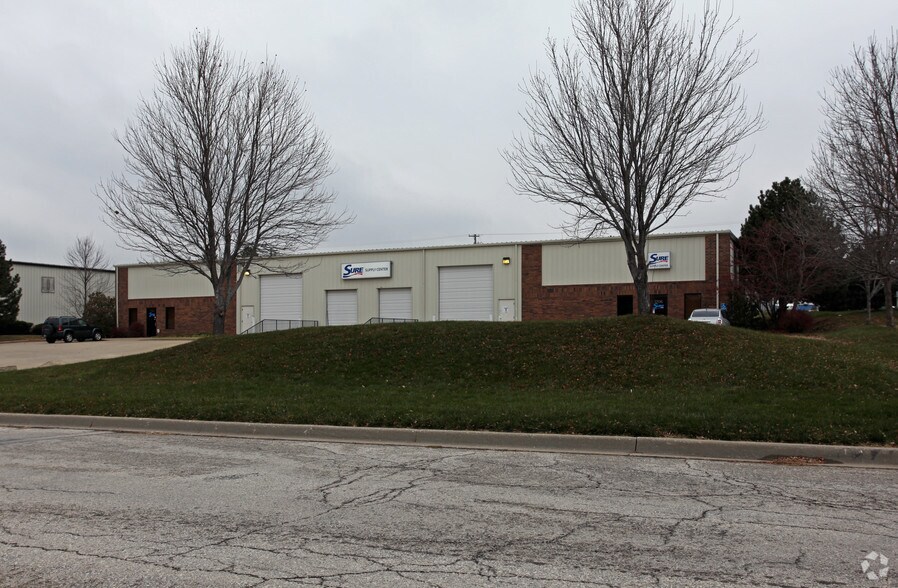 More Photos Of 1704-1706 E 123rd Ter, Olathe Warehouse For Sale