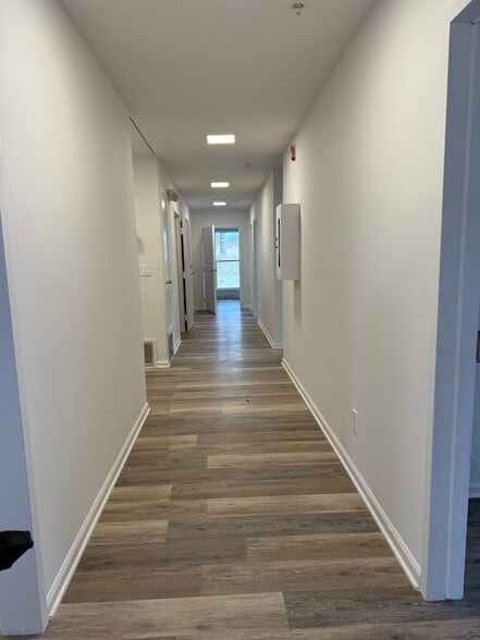 More Photos Of 1428 Rock Springs Rd, Columbia Freestanding For Lease