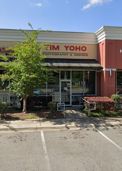 More Photos Of 2901 E Park Ave, Tallahassee Storefront Retail Office For Sale