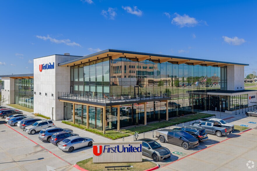 More Photos Of 420 SW 6th St, Moore Office For Lease