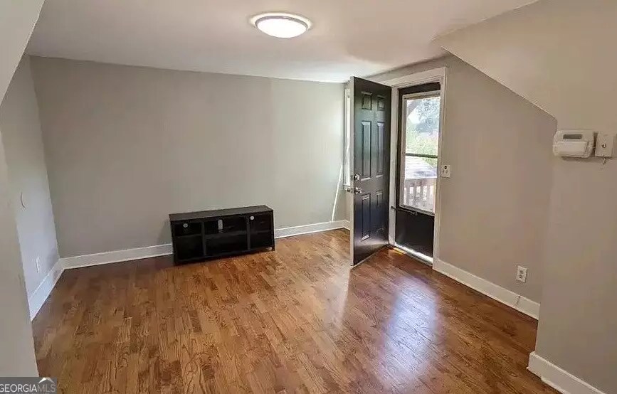 More Photos Of 305 S Walnut St, Greensboro Apartments For Sale