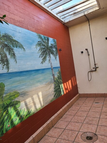 More Photos Of 370 W Sierra Madre Blvd, Sierra Madre Storefront For Lease