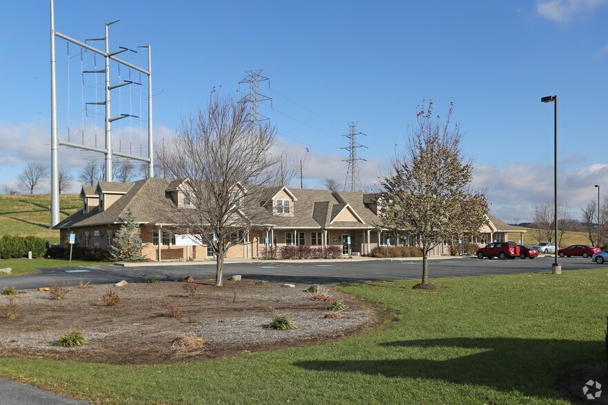 More Photos Of 7175-7191 Bernville Rd, Bernville Office For Lease