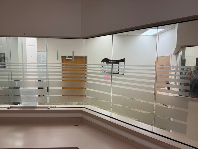 More Photos Of 5319 Hoag Dr, Sheffield Village Medical For Lease